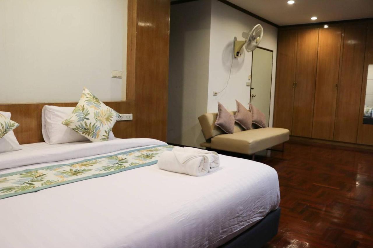 Bed By Cruise Hotel At Samakkhi-Tivanont Nonthaburi Exterior photo